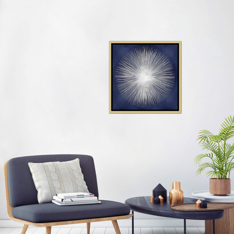 «Silver Sunburst On Blue I» par Abby Young - impression d'art graphique, Toile encadrée d'or, H 37 po x l 37 po x P 1,5 po