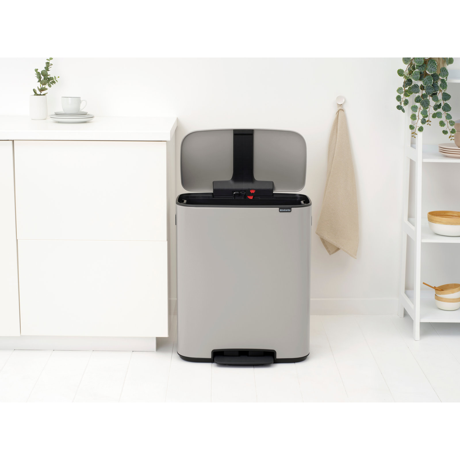 Brabantia Bo Step On Trash Can, 16 Gallon, Soft Gray