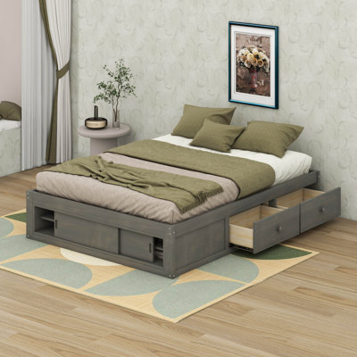 Structure de lit plateforme grand format avec 4 tiroirs sous le lit et un casier de rangement au pied de lit, conception moderne sans tête de lit