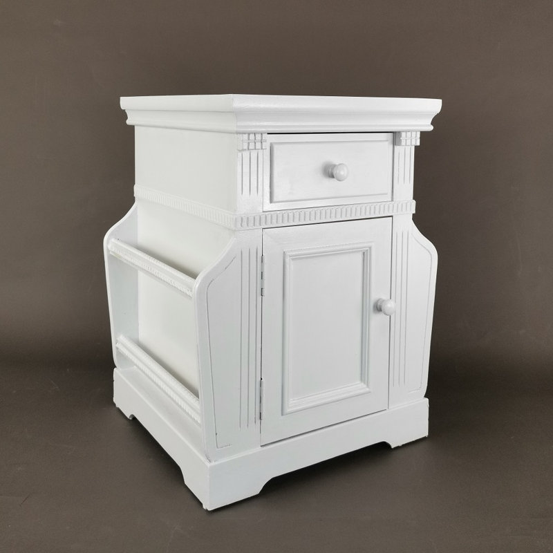 Cabinet de magazines Bullard, Blanc