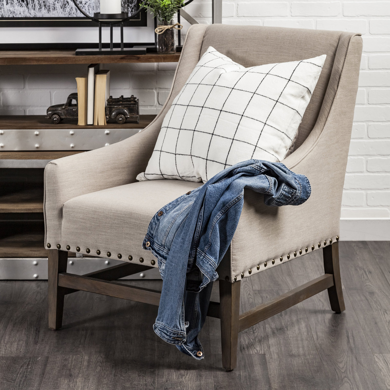 Solada Geometric Cotton Pillow Cover, Height(22") x Width(22")