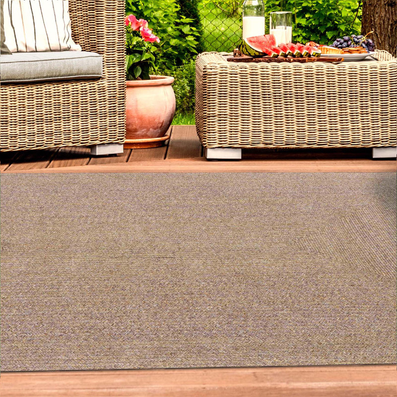 Tapis intérieur / extérieur brun tressé à la main Neufeld, Rectangle 3 pi x 5 pi