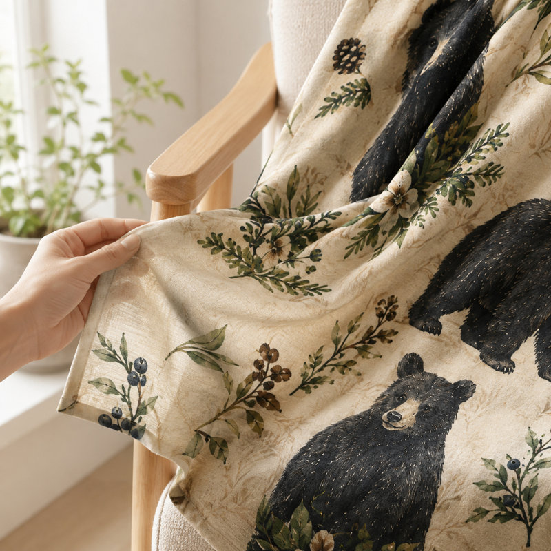 Couverture en flanelle Botanical Black Bear