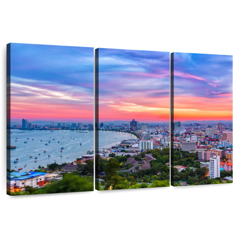 Plage de Pattaya au crépuscule, H 42 po x l 65 po