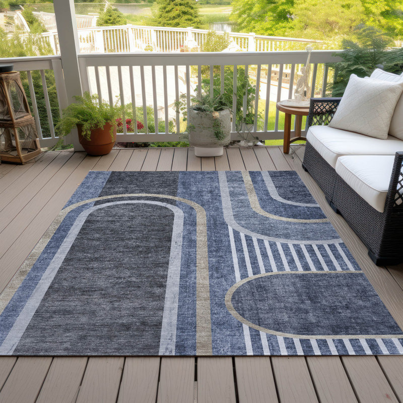 Lovell Washable Geometric Indoor / Outdoor Rug, Rectangle 5' x 7'6"