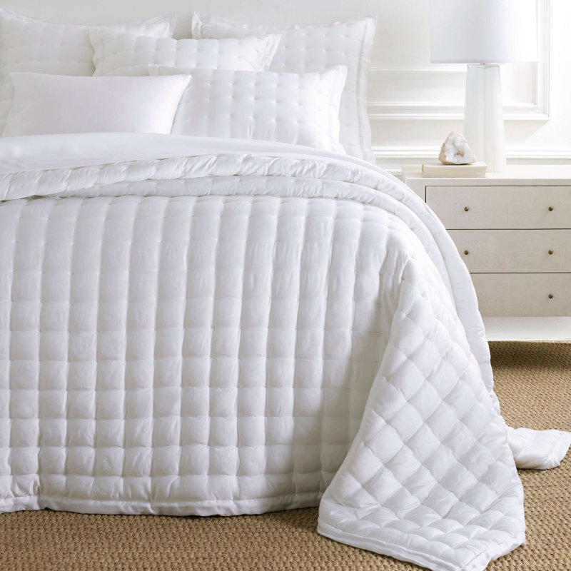 Silken Solid Puff, Twin/Twin XL Quilt, White