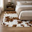 Tapis en cuir de vache brun et blanc, tapis en cuir à motif de patchwork hexagonal, tapis en peau de vache moderne fabriqué à la main-691783323