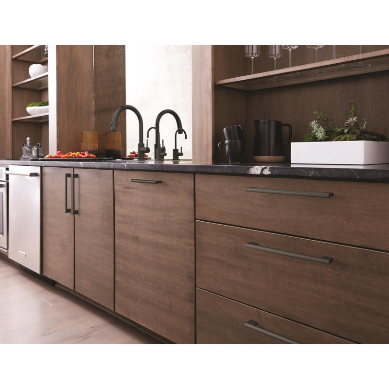 Poignée d'armoire noire centre-à-centre 6 5/16 po (160 mm) Versa - paquet de 10, Noir mat, 6 5/16"