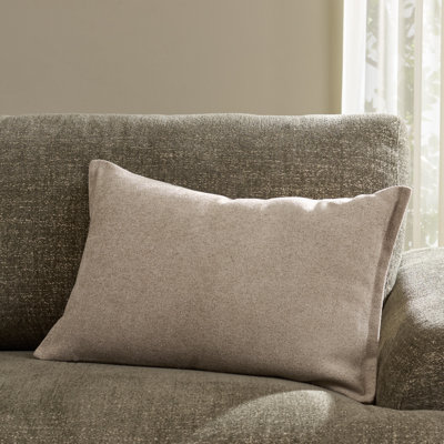 Arwyn Pillow