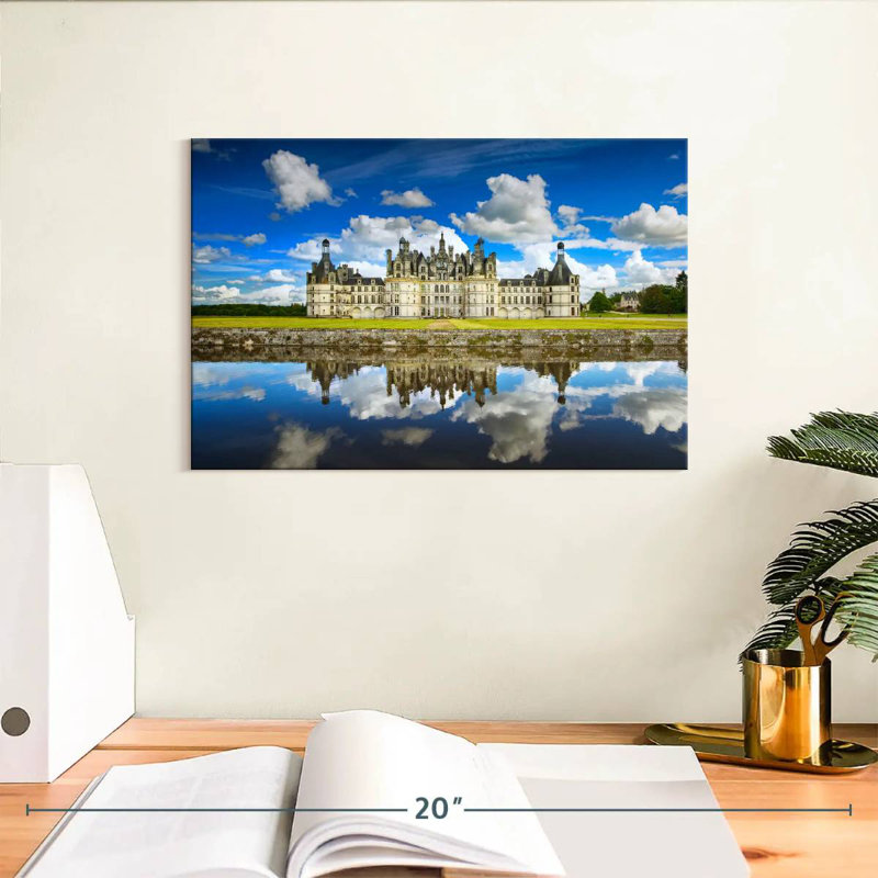 Lilie Chambord Castle, 8" H x 12" W