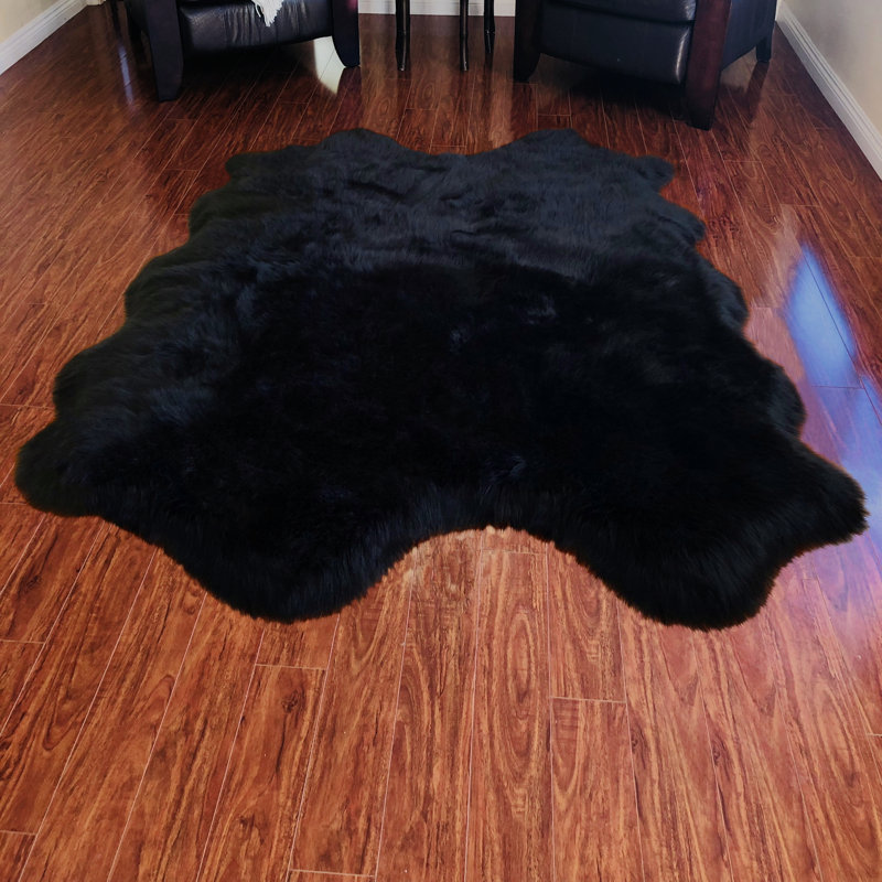 Weyer Performance Sheepskin Indoor Rug, Novelty 3' x 3'6"