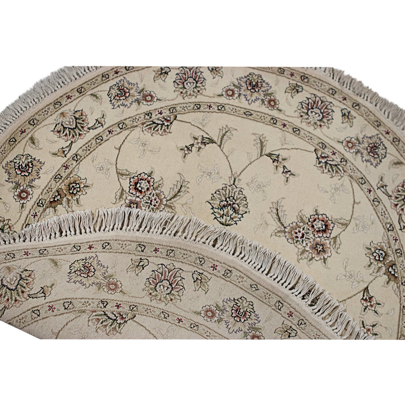Hand Knotted Area Rug in Ivory