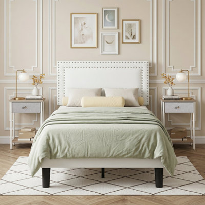 Ensemble de chambre en velours capitonné avec lit et 2 tables de chevet, aucun lit plateforme tapissier requis