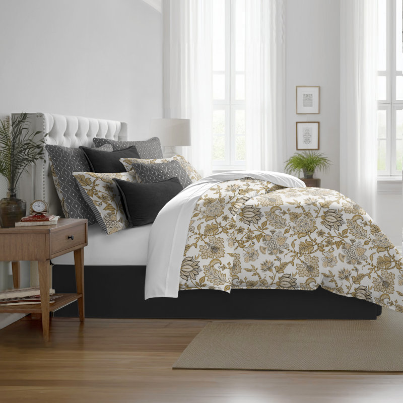 Bronte Gold Cotton Duvet Cover Set, King Duvet Cover + 7 Additional Pieces