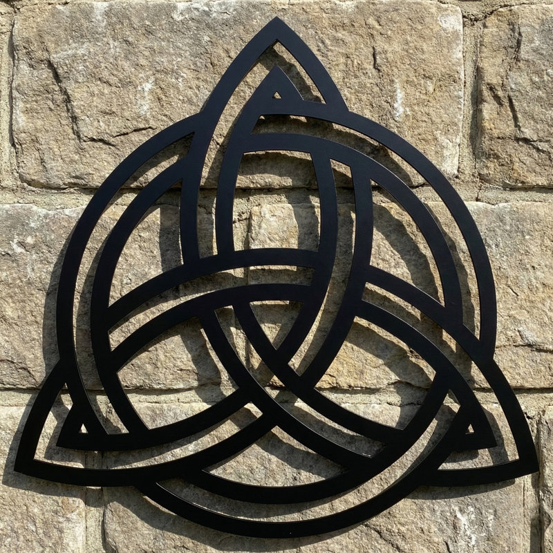 Art mural en métal Celtic Trinity Knot pour l'intérieur ou l'extérieur, H 16 po x l 16 po x P 0,1 po
