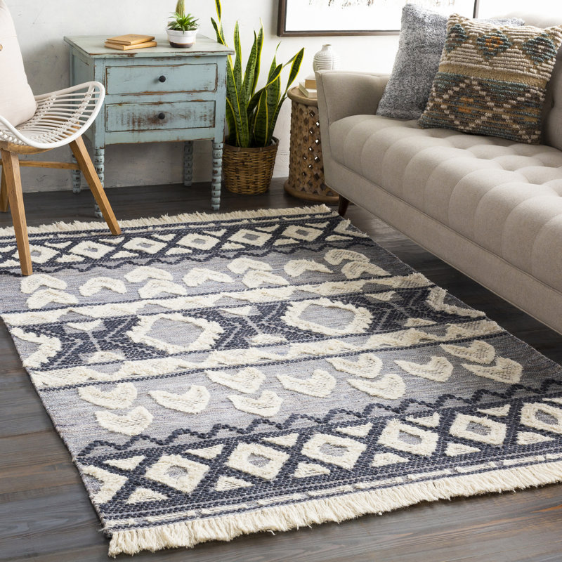 Ruot Geometric Indoor Rug, Rectangle 4' x 6'