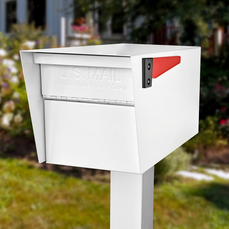 Steel Post Mounted Mailbox, Alpine White