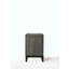 Table de chevet vieillie avec tiroirs spacieux et fabrication durable pour les chambres modernes