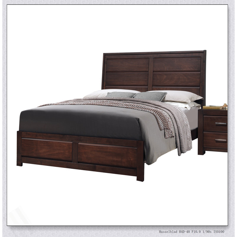 Oberreit Walnut Finish Queen Bed