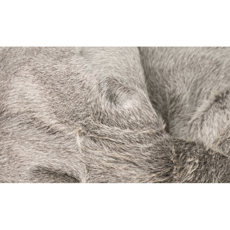 Tapis gris en peau de vache Kobe, 6 pi x 7 pi