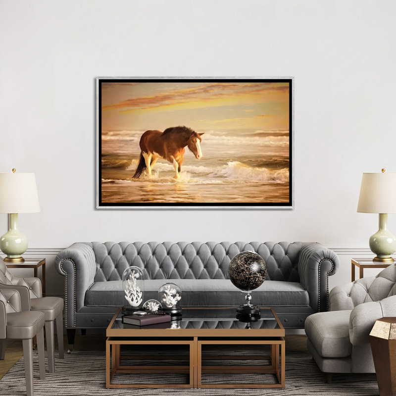 Reproduction de photo « sunembrasshorses V » par PHBurchett, H 40 po x l 60 po x 1,5 po, Toile avec cadre argenté