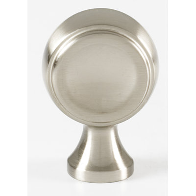 Royale Round Knob