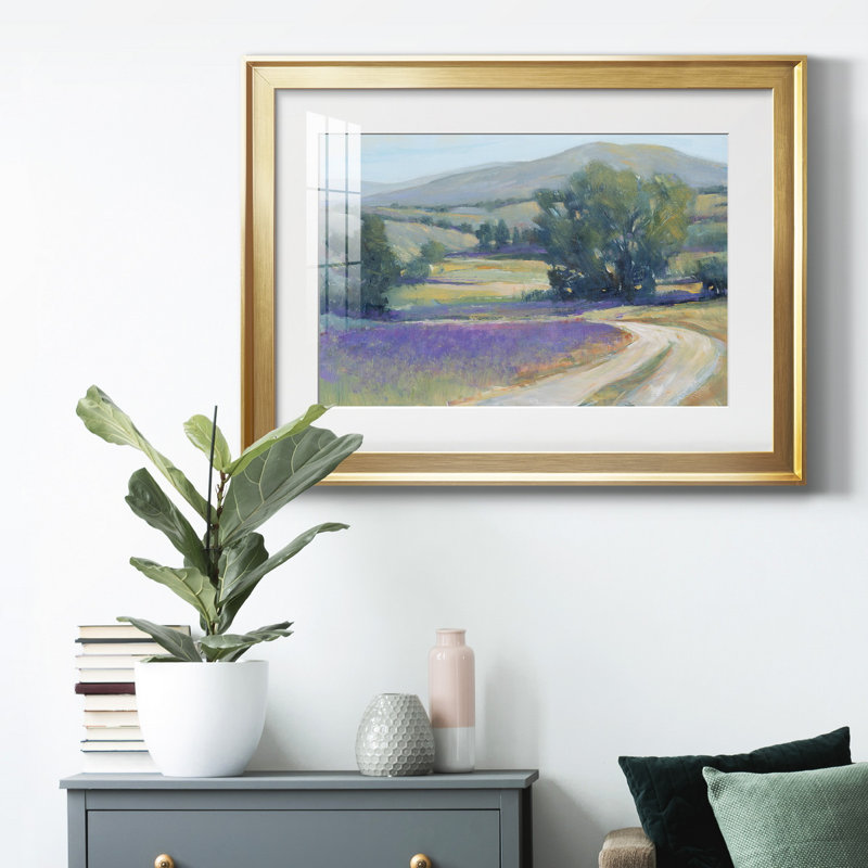Lavender Meadow I, reproduction encadrée de qualité supérieure - prête à être accrochée, H 30,5 po x l 42,5 po x P 1 po