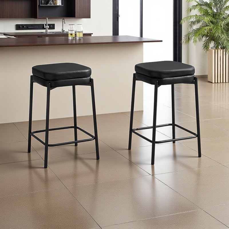 Tabouret de bar 2 pièces en cuir avec pieds en métal noir H 25,79 po x l 15,8 po x P 15,8 po Millicent