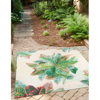 Firman Washable Floral Indoor / Outdoor Rug