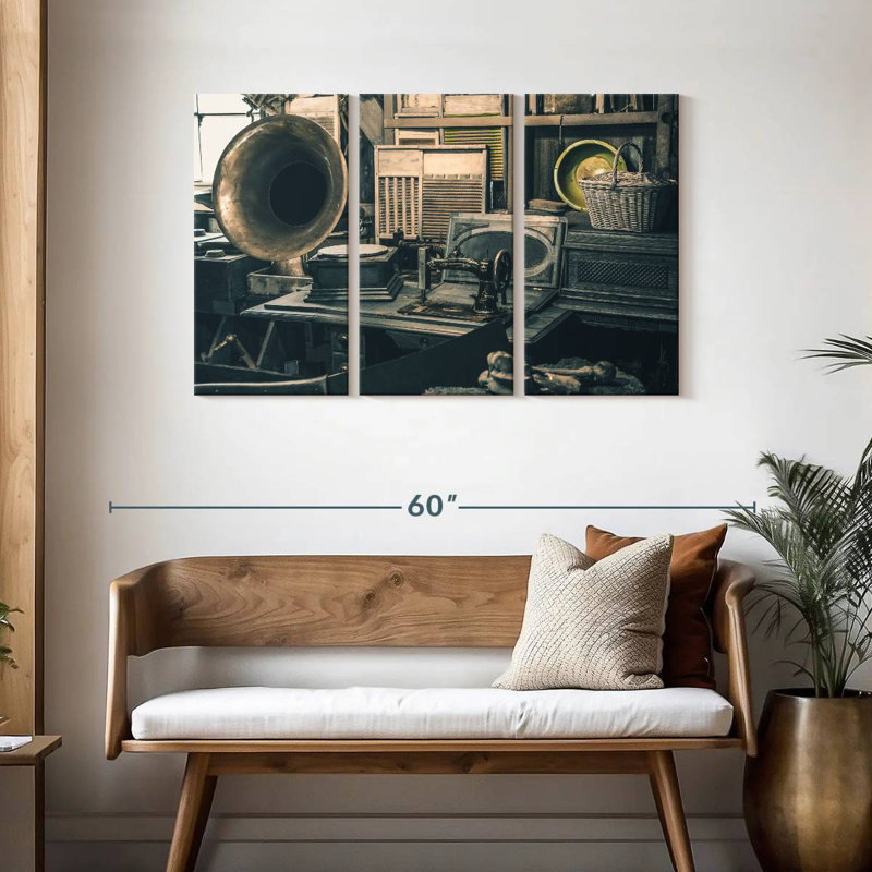 Senne Vintage Shop, 28" H x 45" W