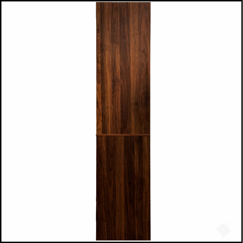 Armoire de cuisine polyvalente avec tablettes coulissantes à plusieurs niveaux, portes en verre et rangement pour le vin pour une organisation efficace et une présentation élégante.