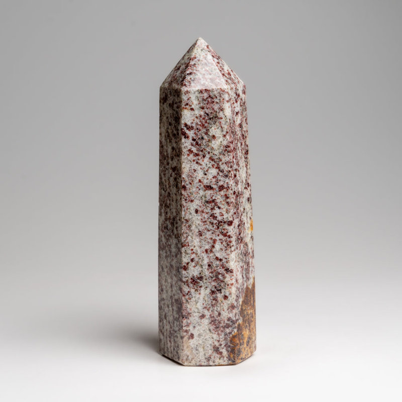 Véritable pointe de grenat polie (1,4 lb)