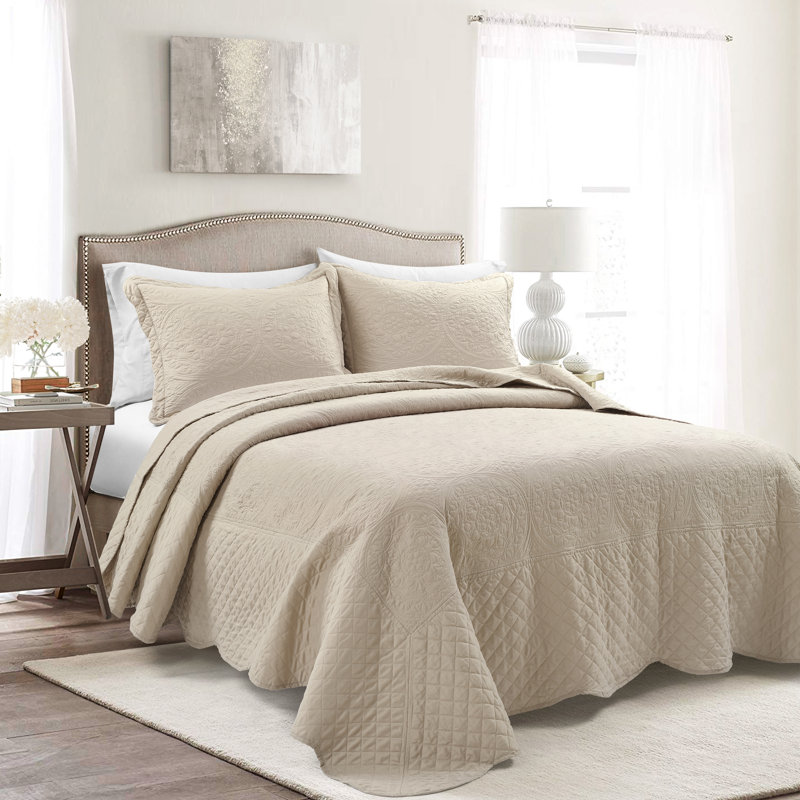 Microfiber 3 Piece Coverlet / Bedspread Set, King Coverlet/Bedspread + 2 King Shams, Neutral