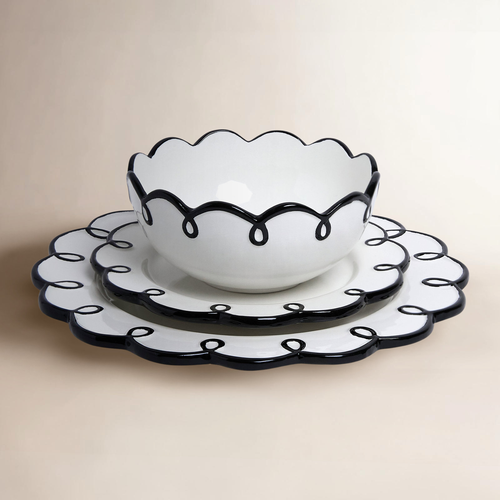 Splash of Cheers Round 12 Porcelain Dinnerware Set, Black