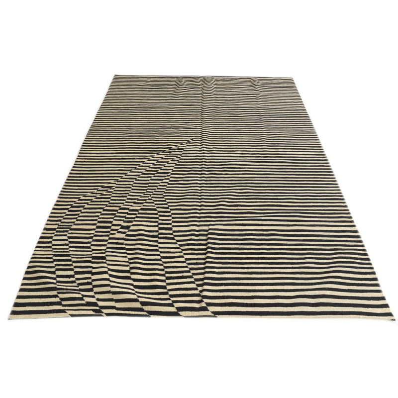 Tapis noir et crème Orta