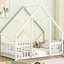 Lit simple en bois avec garde-corps et conception de maison en pin blanc pour une bonne nuit de sommeil