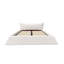 Lit plateforme tapissier avec tête de lit de forme spéciale, structure en métal et en bois massif pour plus de confort et de style dans la chambre à coucher-128712028