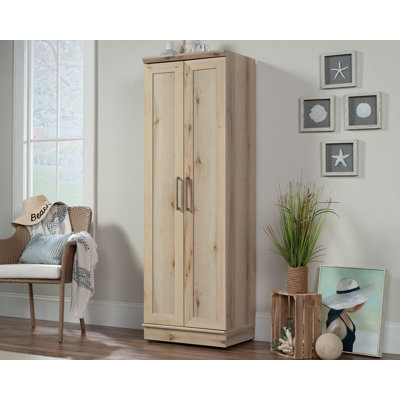 Kitchen Pantry