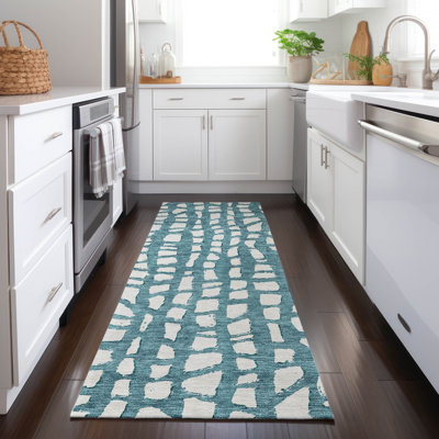 Lamanna Washable Striped Indoor / Outdoor Rug
