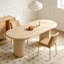 Table de salle à manger ovale à double piédestal-147056933