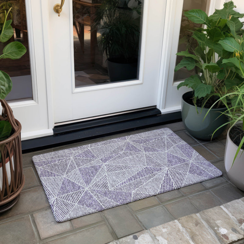 Itzayana Geometric Indoor / Outdoor Rug, Rectangle 1'8" x 2'6"