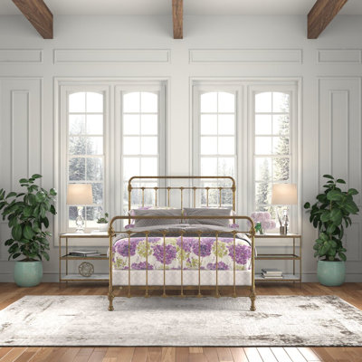 Picket Fence Iron Bed