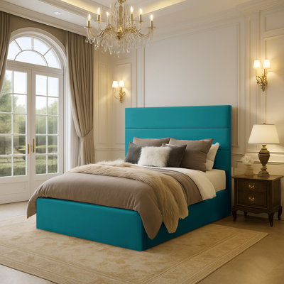 Lavetra Upholstered Bed