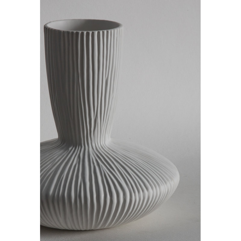 Kiri Handmade Ceramic Table Vase