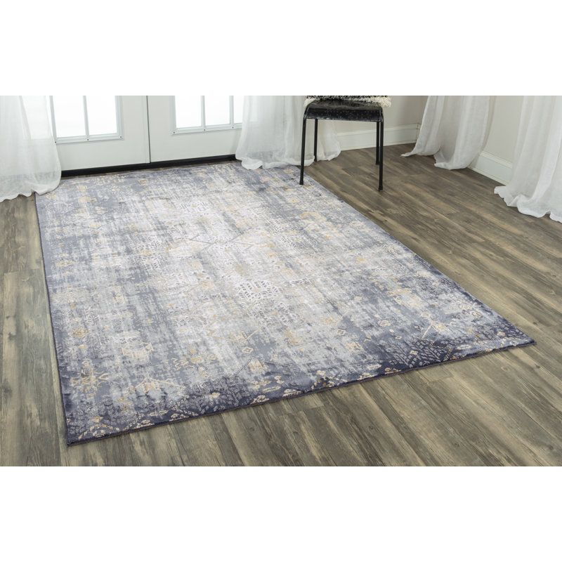 Jonason Oriental Indoor Rug, Rectangle 3'11" x 5'6"
