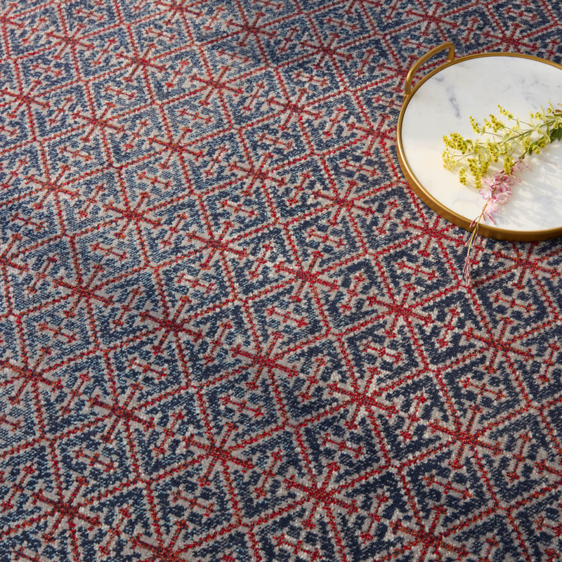Tapis rouge / bleu marine à motif de treillis intérieur / extérieur Jaipur Living Darlita (4 pi x 6 pi)