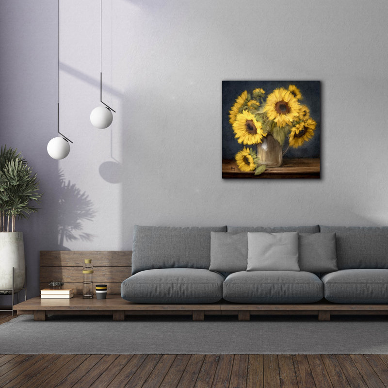 «Sunflowers In Pitcher» par Ashley Bradley, art mural sur toile, H 37 po x l 37 po