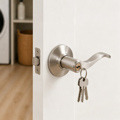 Cadre de porte en panneau de fibres à densité moyenne blanc de 36 po x 80 po avec charnières argentées et poignée levier