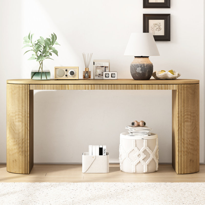 Console incurvée avec élévation à rayures verticales - Plateau de table en pin spacieux pour les espaces de vie et simples à construire