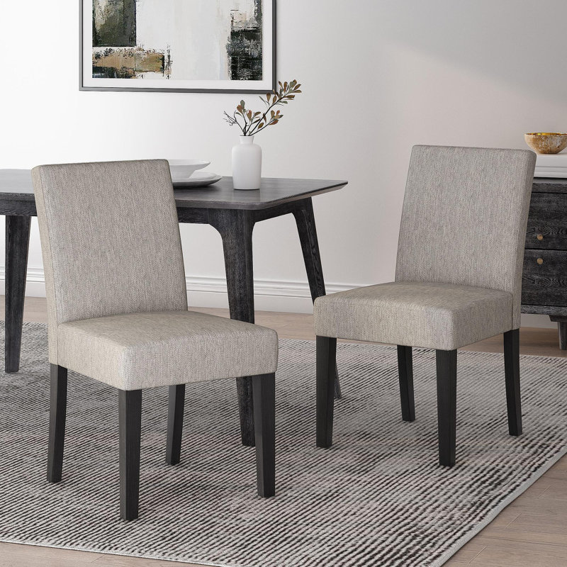 Chaise de salle à manger